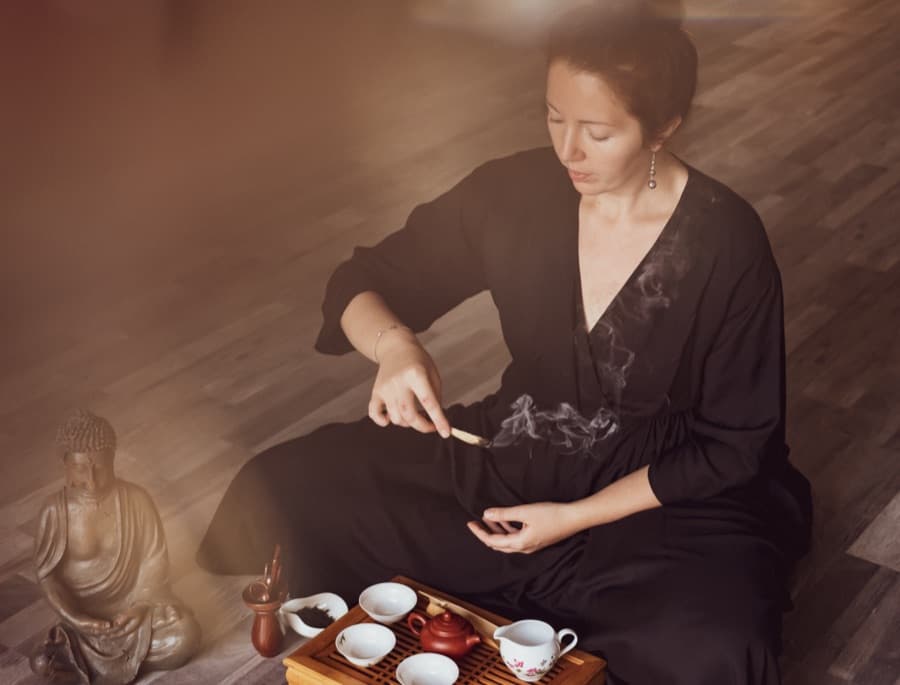 Tea ceremony and meditation